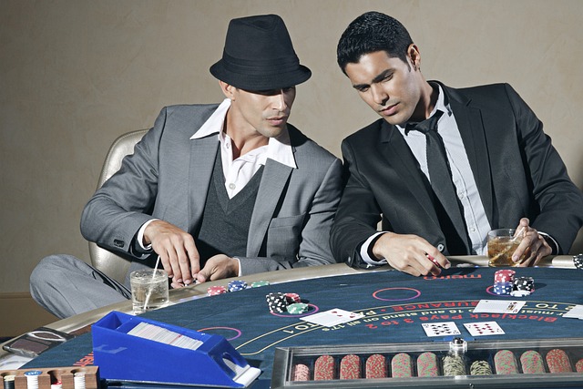 play online casino games